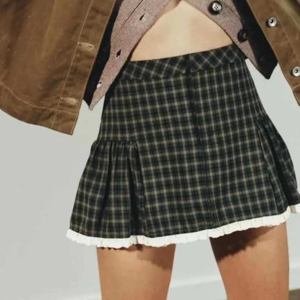 NWT Zara Plaid Checkered Lace Ruffle Hem Mini Skirt In Green - M